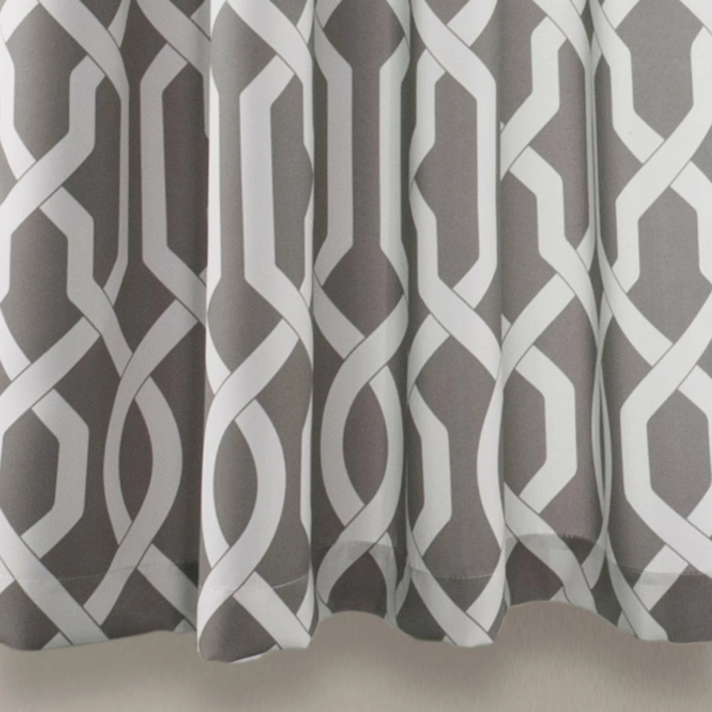 Brand new π₯° Curtain Panels Lush Decor Edward Trellis Room Darkening Window Curtain Set π― 4 Brand new π₯° Curtain Panels Lush Decor Edward Trellis Room Darkening Window Curtain Set π― - Image 4