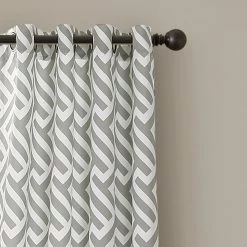 Budget ⌛ 73 - 84 In. Lush Decor Giovana Room Darkening Window Curtains 😀 8 Budget ⌛ 73 - 84 In. Lush Decor Giovana Room Darkening Window Curtains 😀 -Window Curtains Shop detailTRIA781